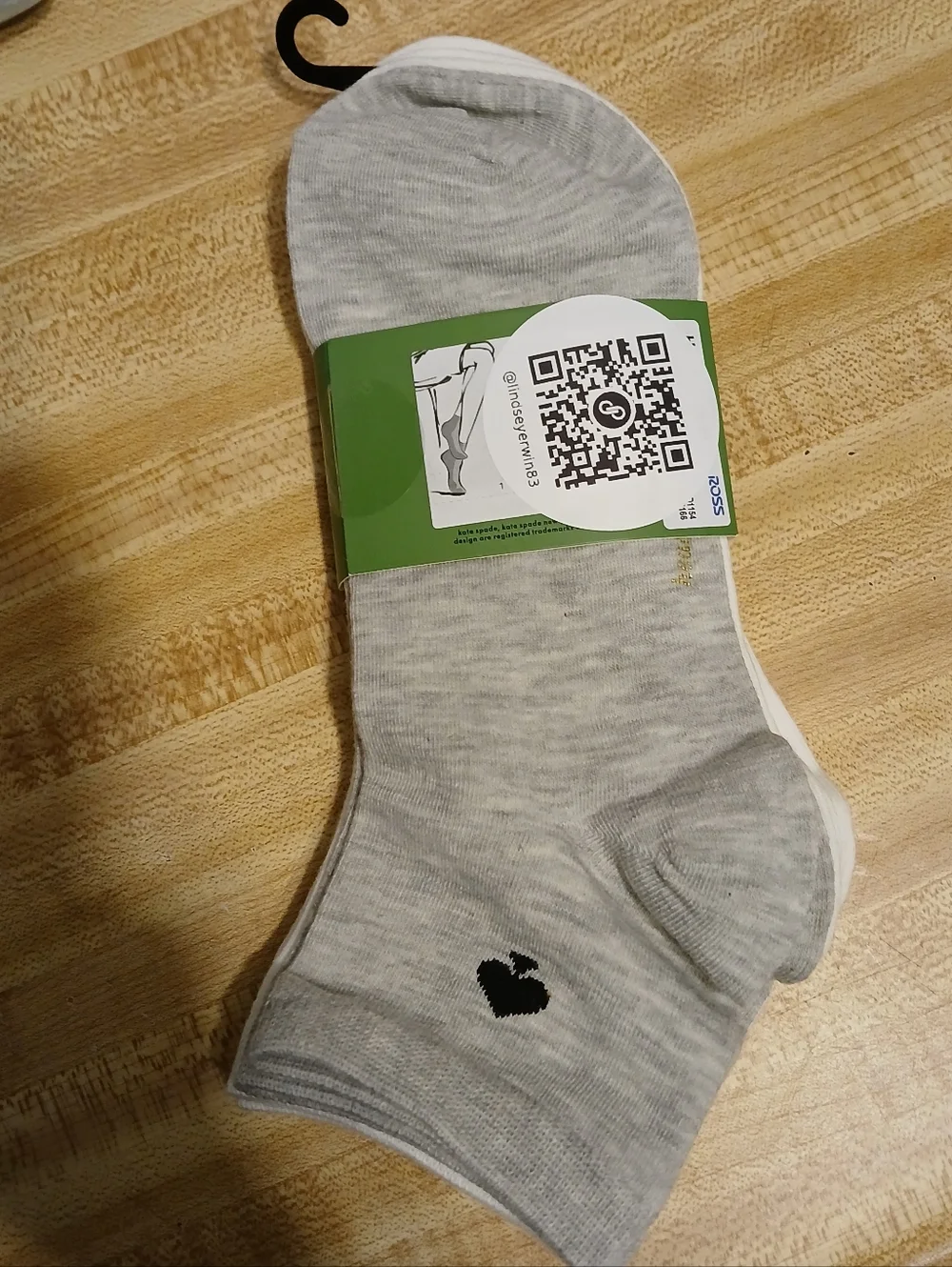 Kate Spade Set Of 3 NWT Low Cut Socks -Lemon - Picture 2 of 2